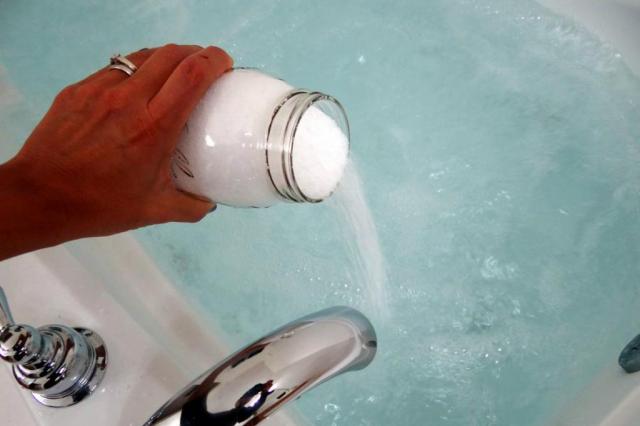 Как принимать ванну с магнезией для похудения?
